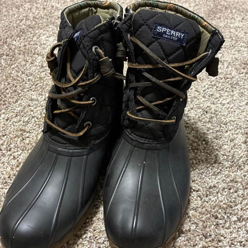 Sperry Women's Black and Navy Boots